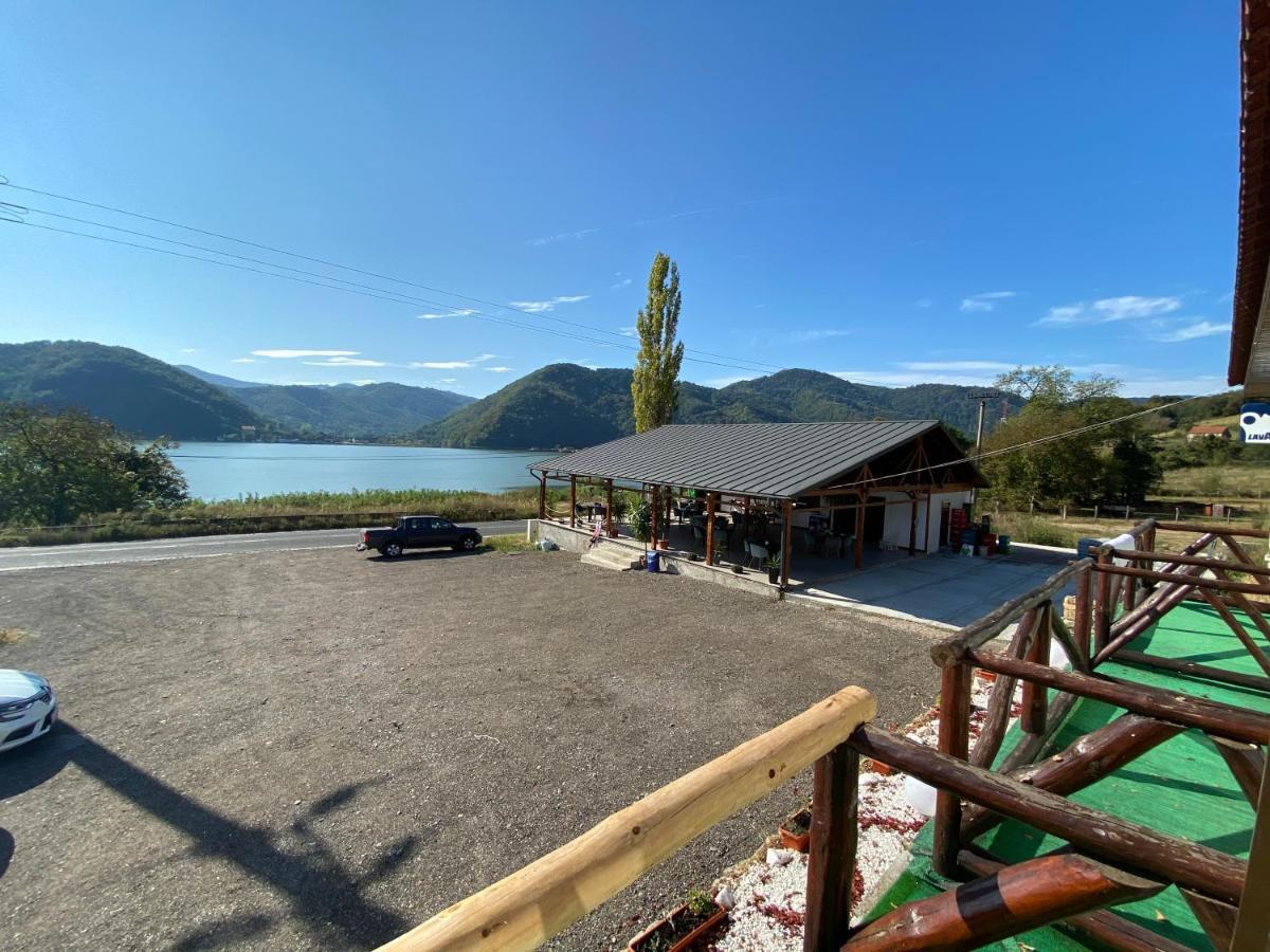 Clisura Dunarii - Pensiunea Casa Creta Liborajdea Luaran gambar
