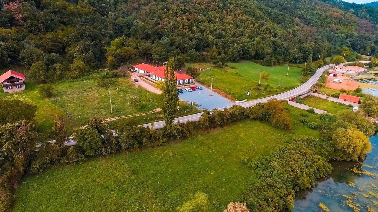 Clisura Dunarii - Pensiunea Casa Creta Liborajdea Luaran gambar